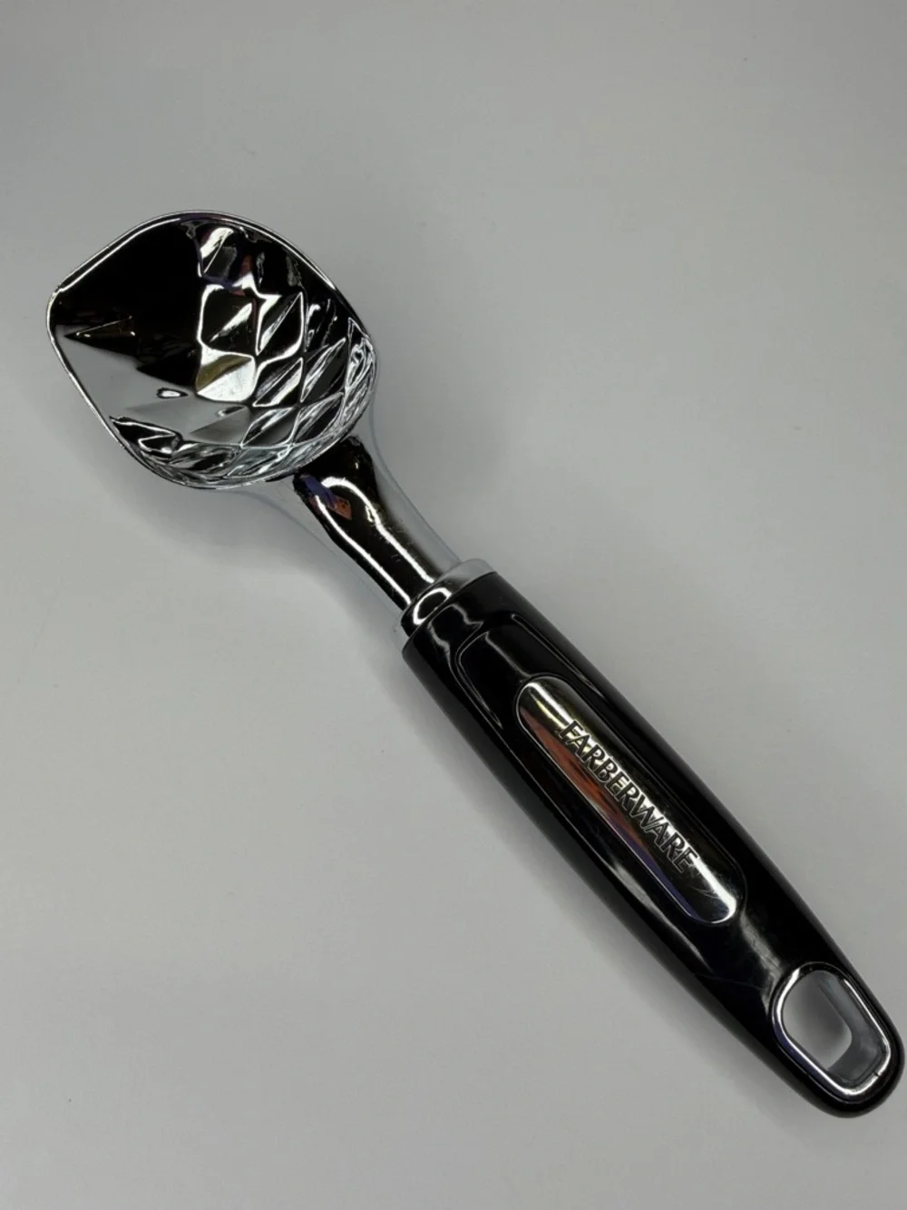 Farberware Black and Silver Diamond-Pattern Ice Cream Scoop